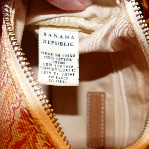 BANANA REPUBLIC Pink/Coral Cotton w/Leather Trim Zippered Small Handbag/Purse - Picture 7 of 16